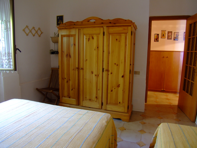 prima camera da letto