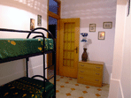 cameretta con letto a castello
