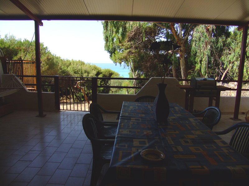 terrazzo con vista sul mare