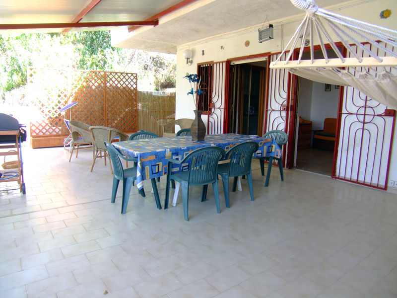 terrazzo con vista sul mare